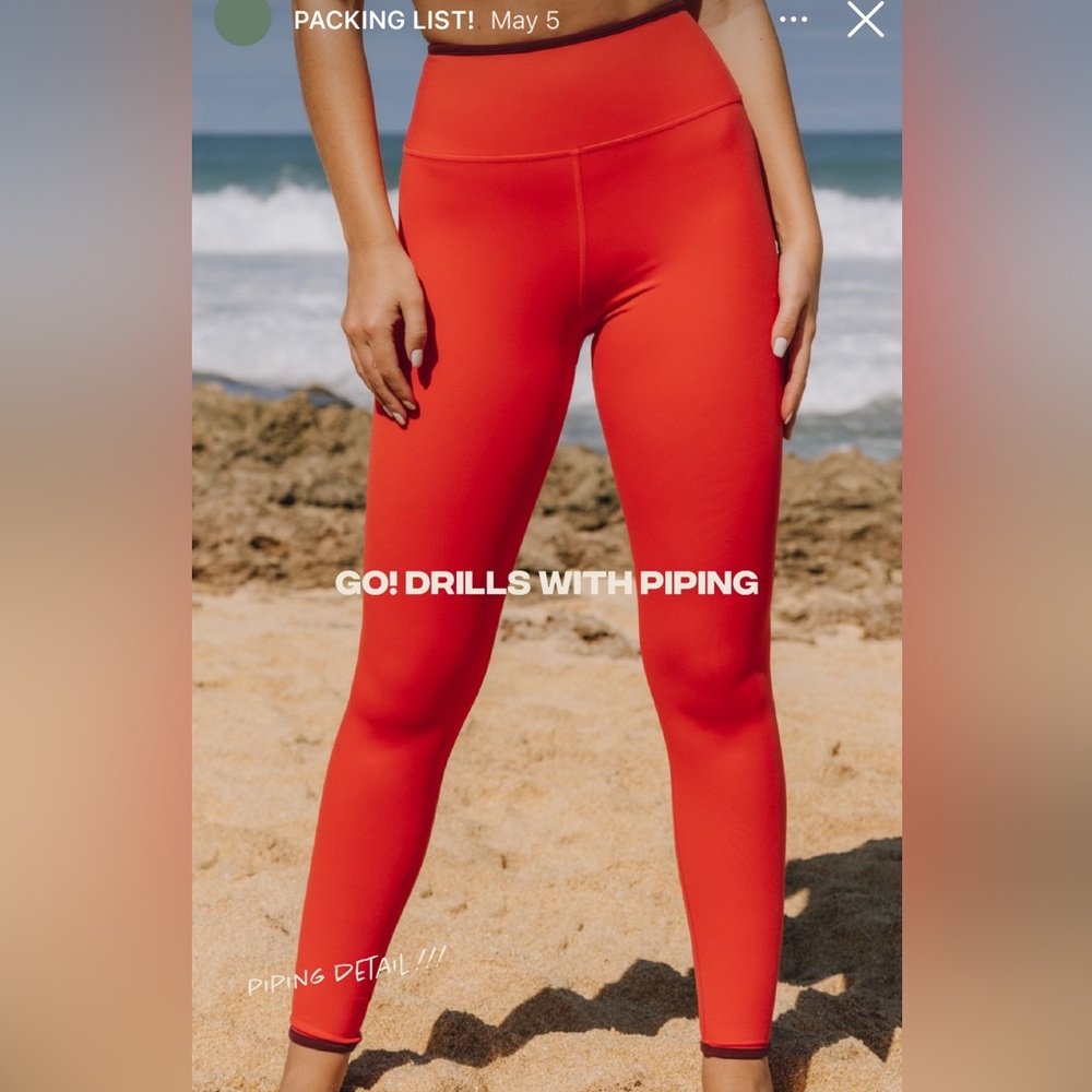 Daily Drills Heart Leggings with Piping